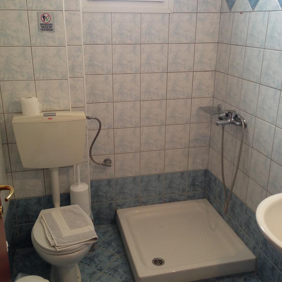 Hotel Akrogiali Korinós 외부 사진