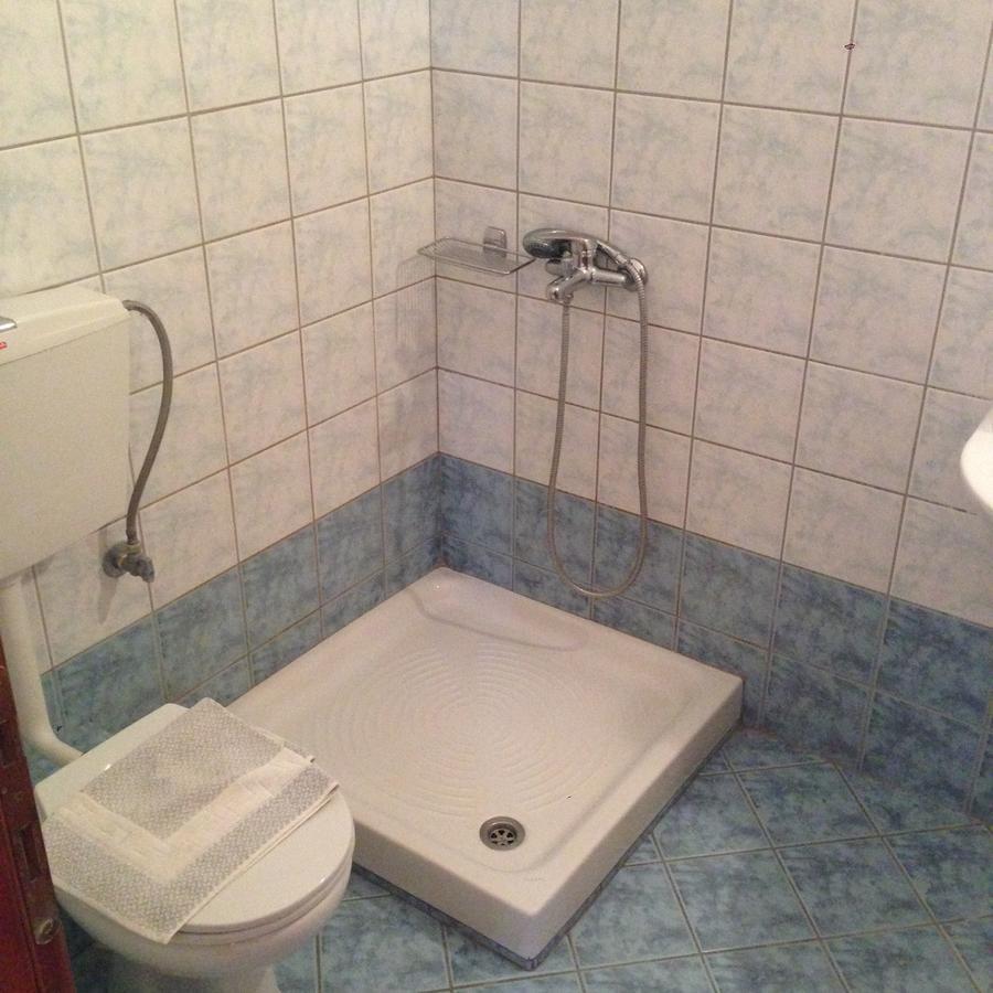Hotel Akrogiali Korinós 외부 사진