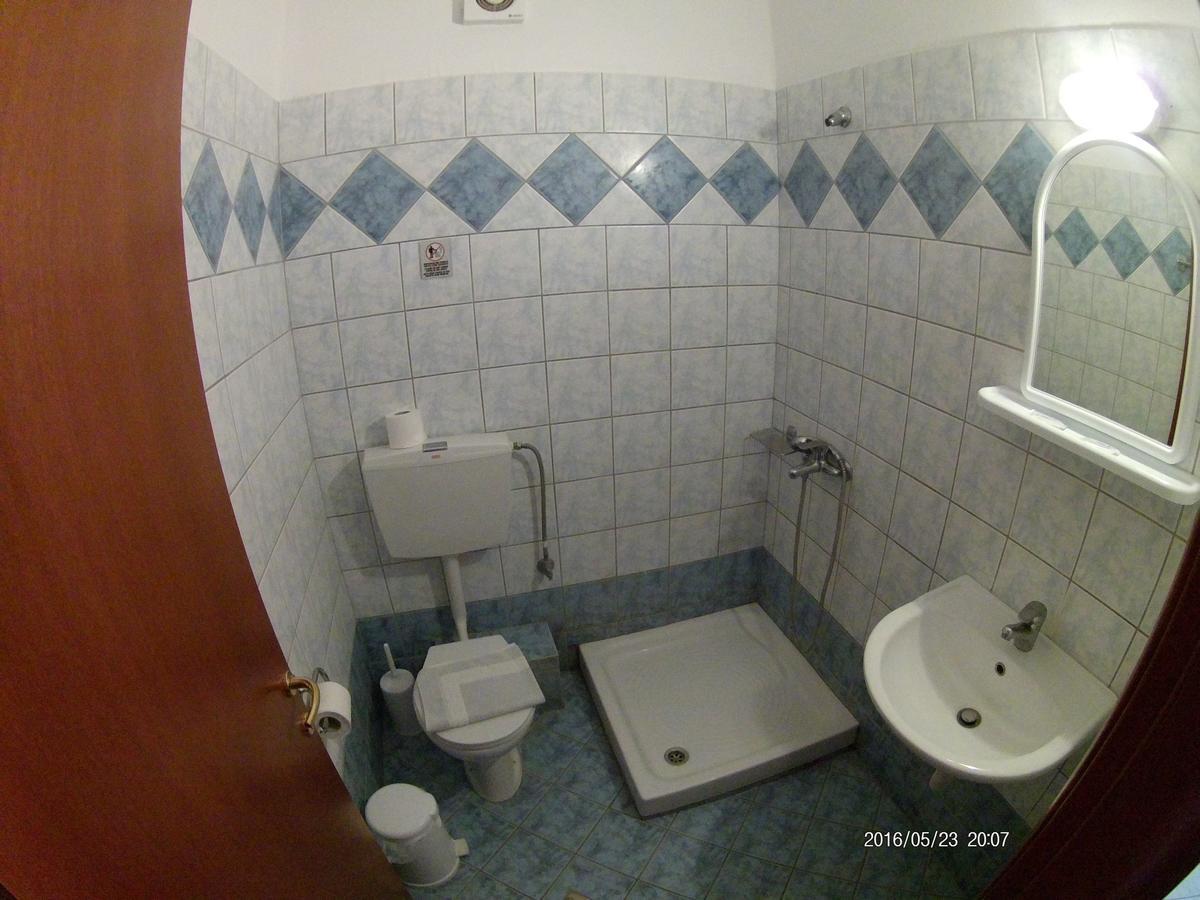 Hotel Akrogiali Korinós 외부 사진