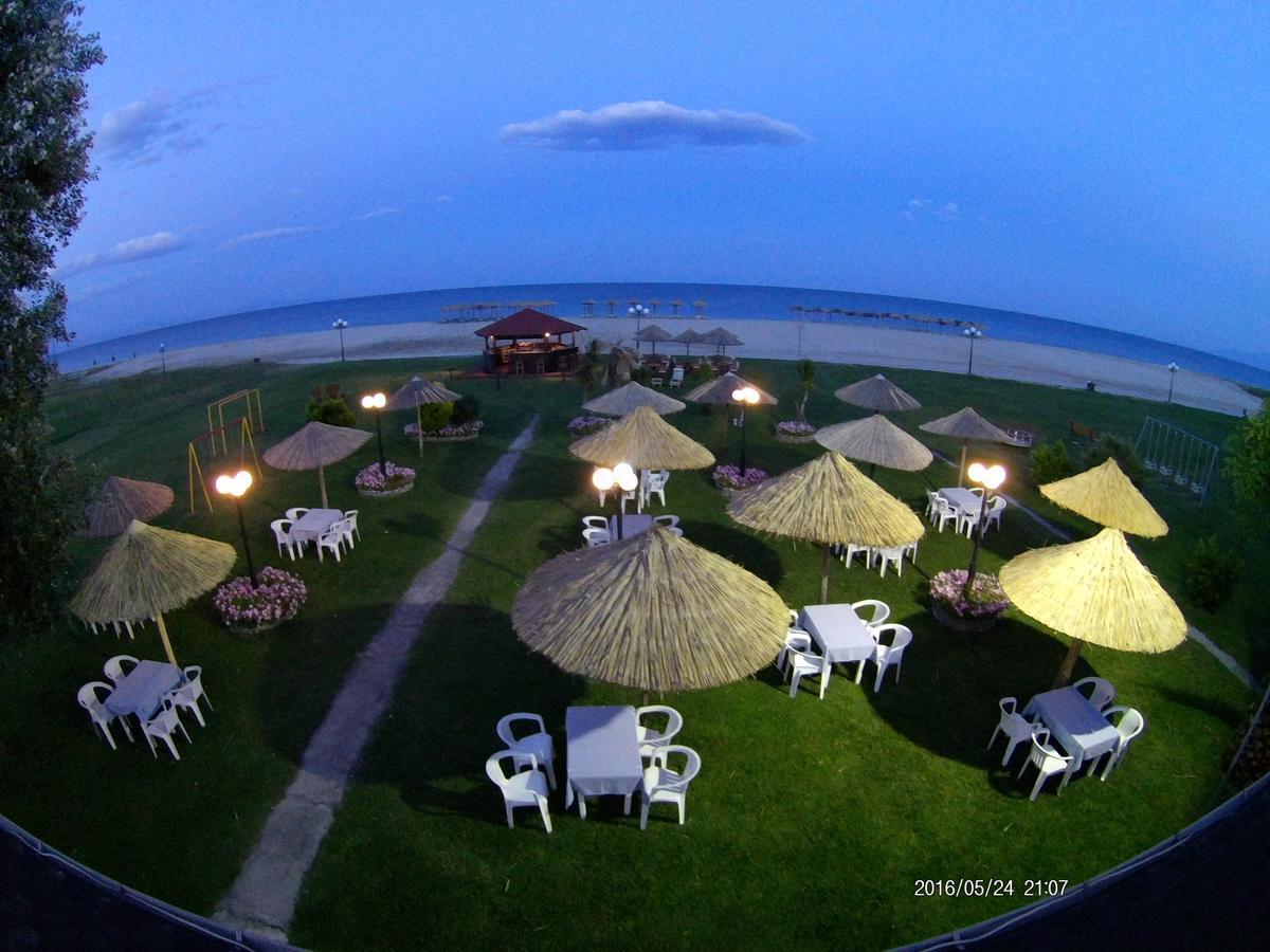 Hotel Akrogiali Korinós 외부 사진