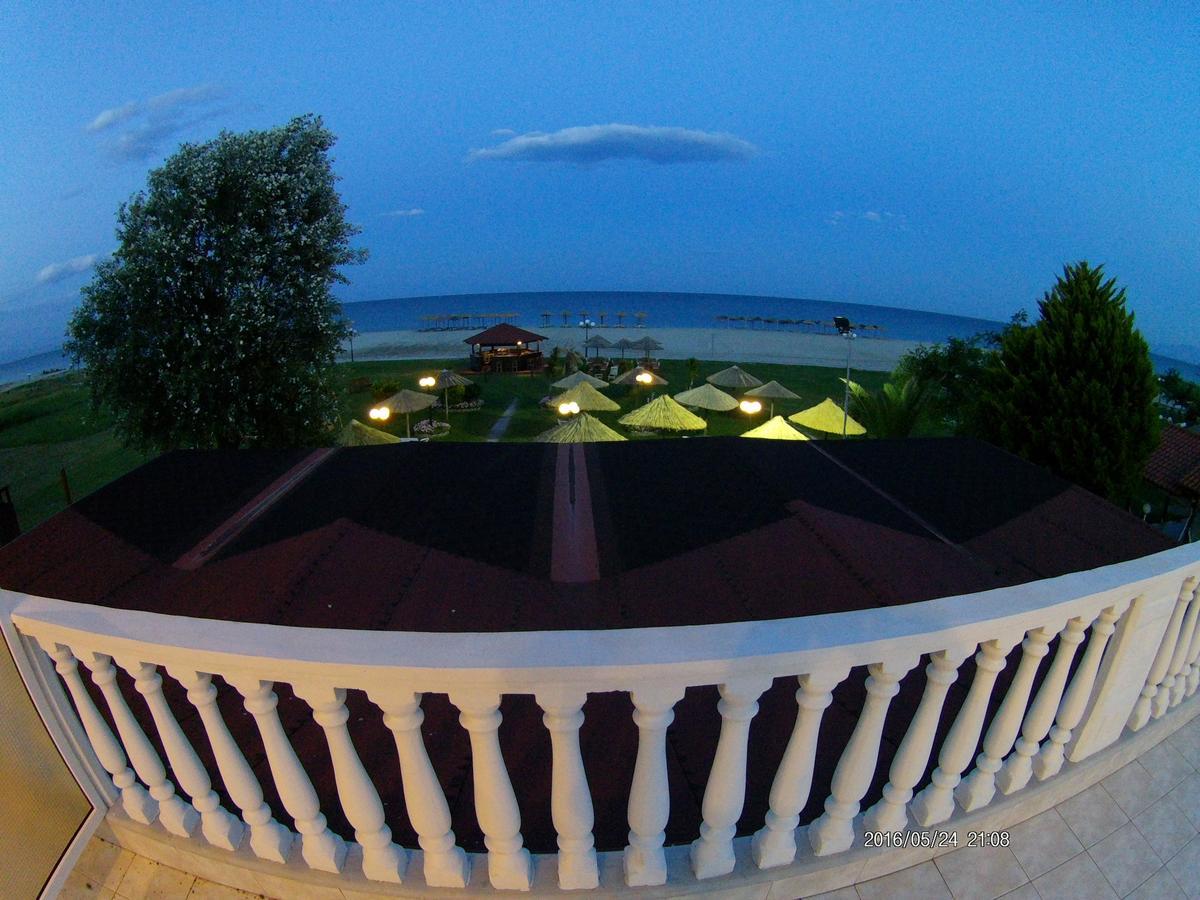 Hotel Akrogiali Korinós 외부 사진