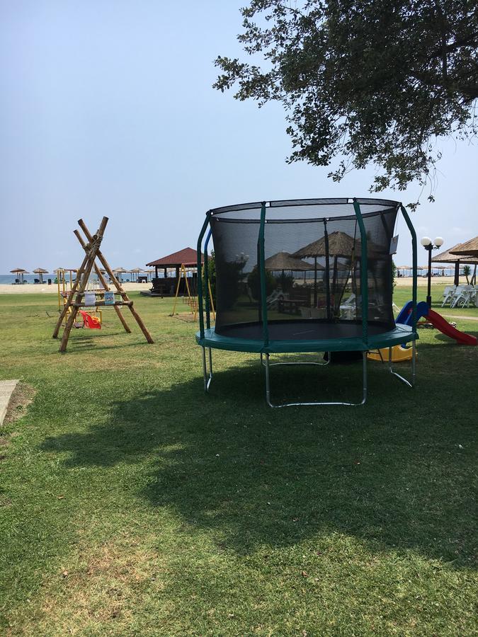 Hotel Akrogiali Korinós 외부 사진